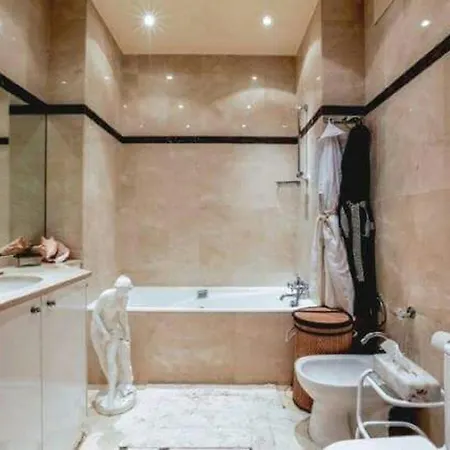 Appartamento Elysees Luxury Terrasse